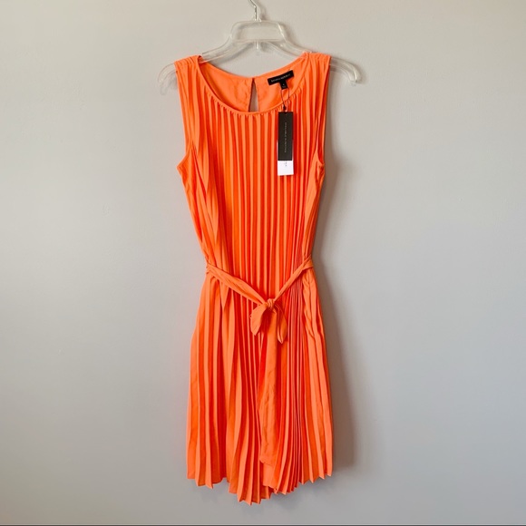 Banana Republic Dresses & Skirts - Banana Republic Orange Pleated Trapeze Sleeveless